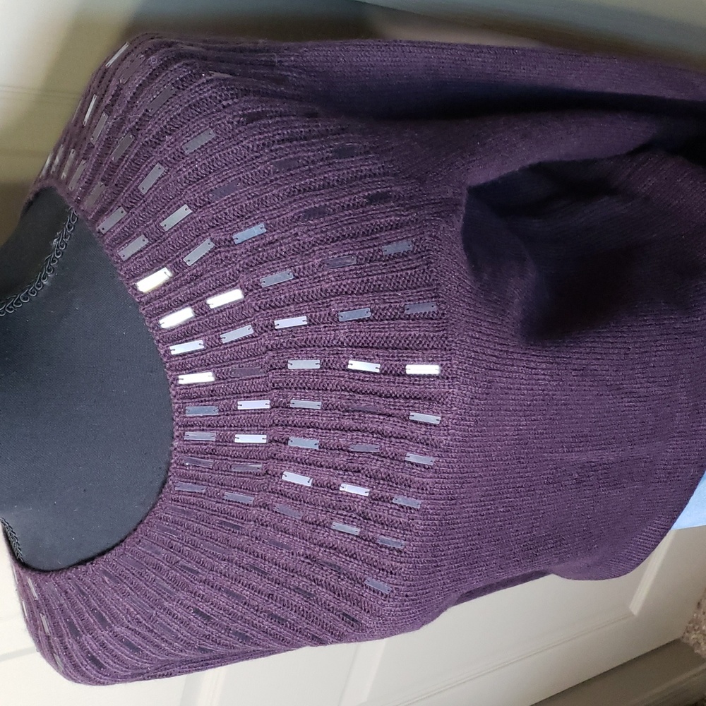NWT Apt. 9 Women's Plum Satin embellished rib yoke tunic Sweater Size Small - Picture 2 of 7